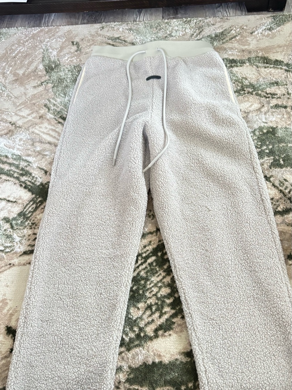 Fear of God Sherpa Joggers - Cream